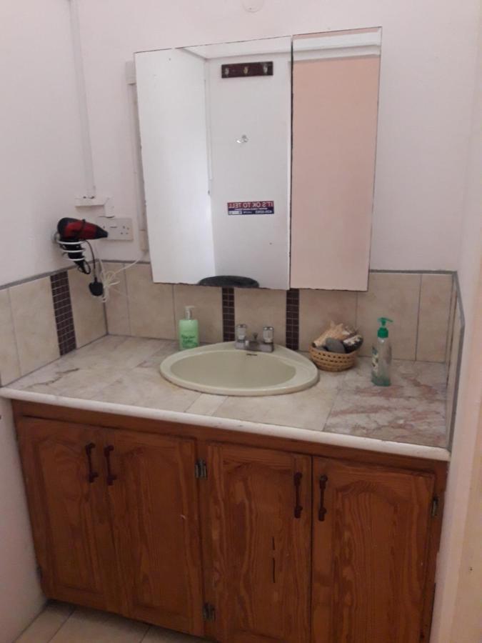 Appartamento Cosy Corner St. George's Esterno foto